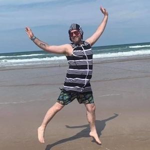 Meet your Posher, Dana